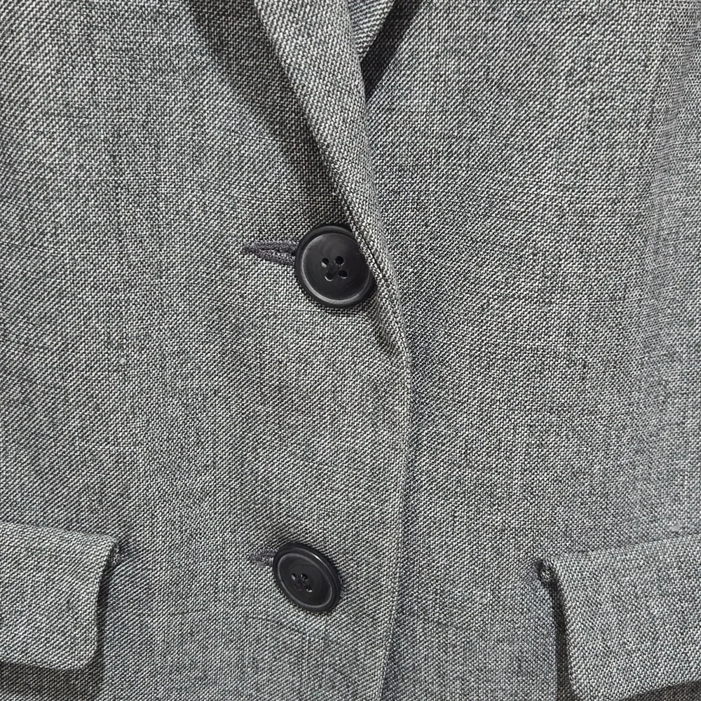 BDG women's gray, fully lined jacket, two front pockets,  button down. S…